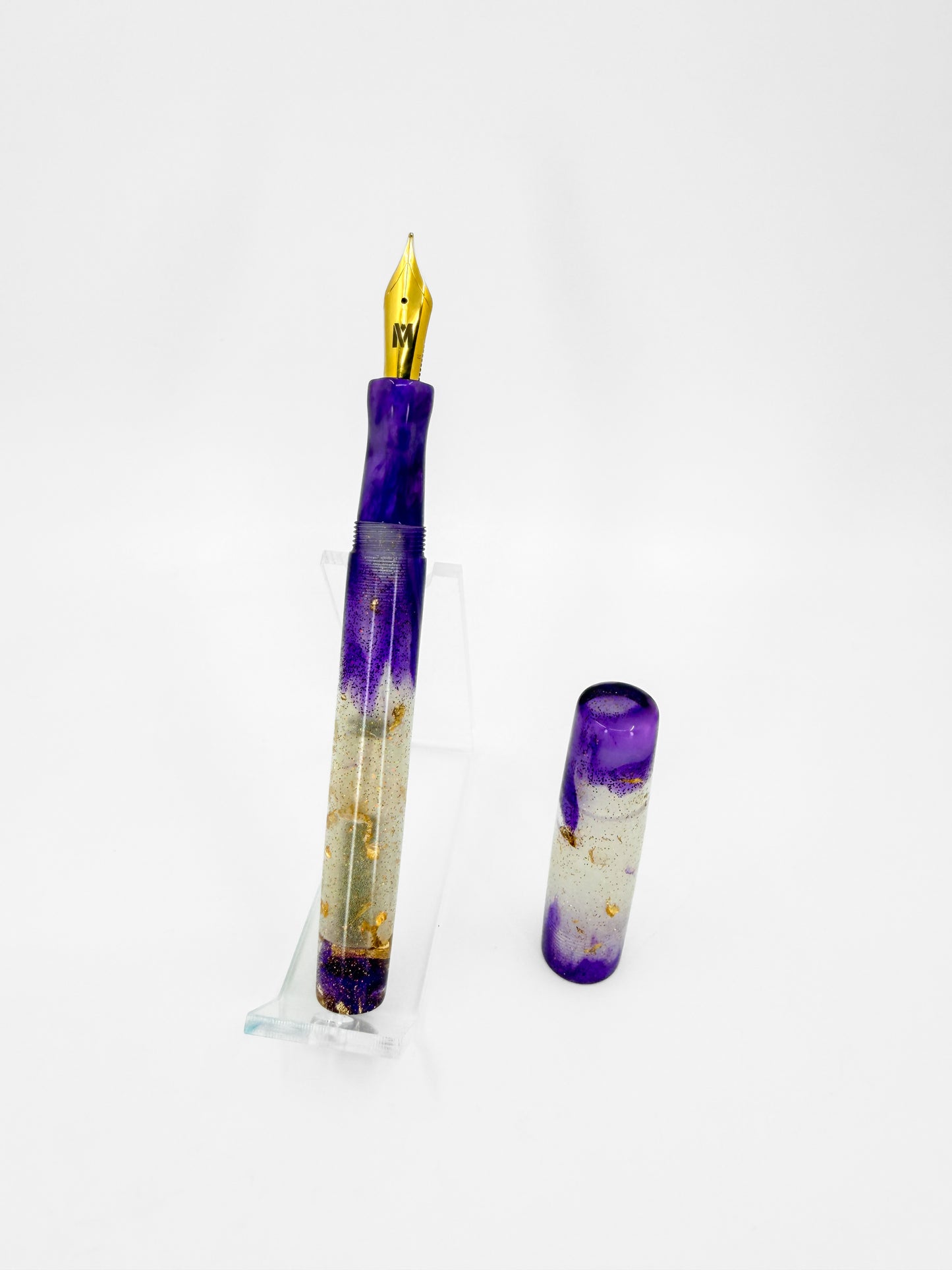 Royal Fountain Pen: B7