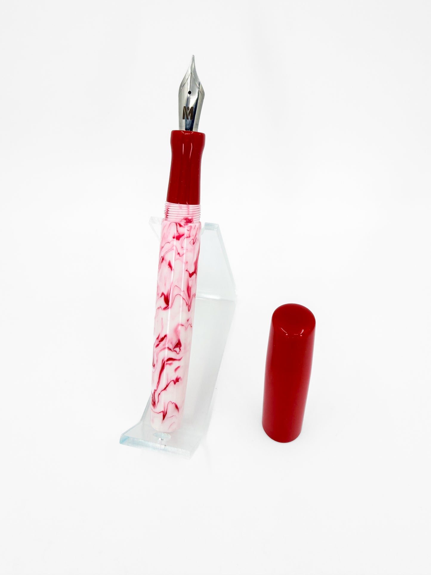 Peppermint Swirl Fountain Pen: B9