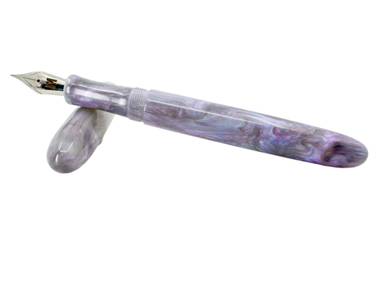 Lavender Prismatic Pearl Fountain Pen