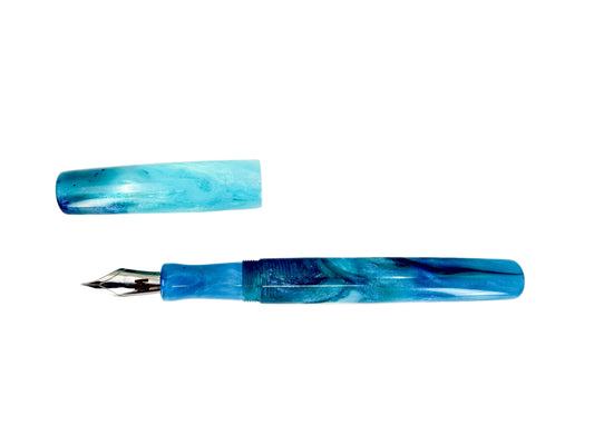 Ghostlight Glow Fountain Pen: B6