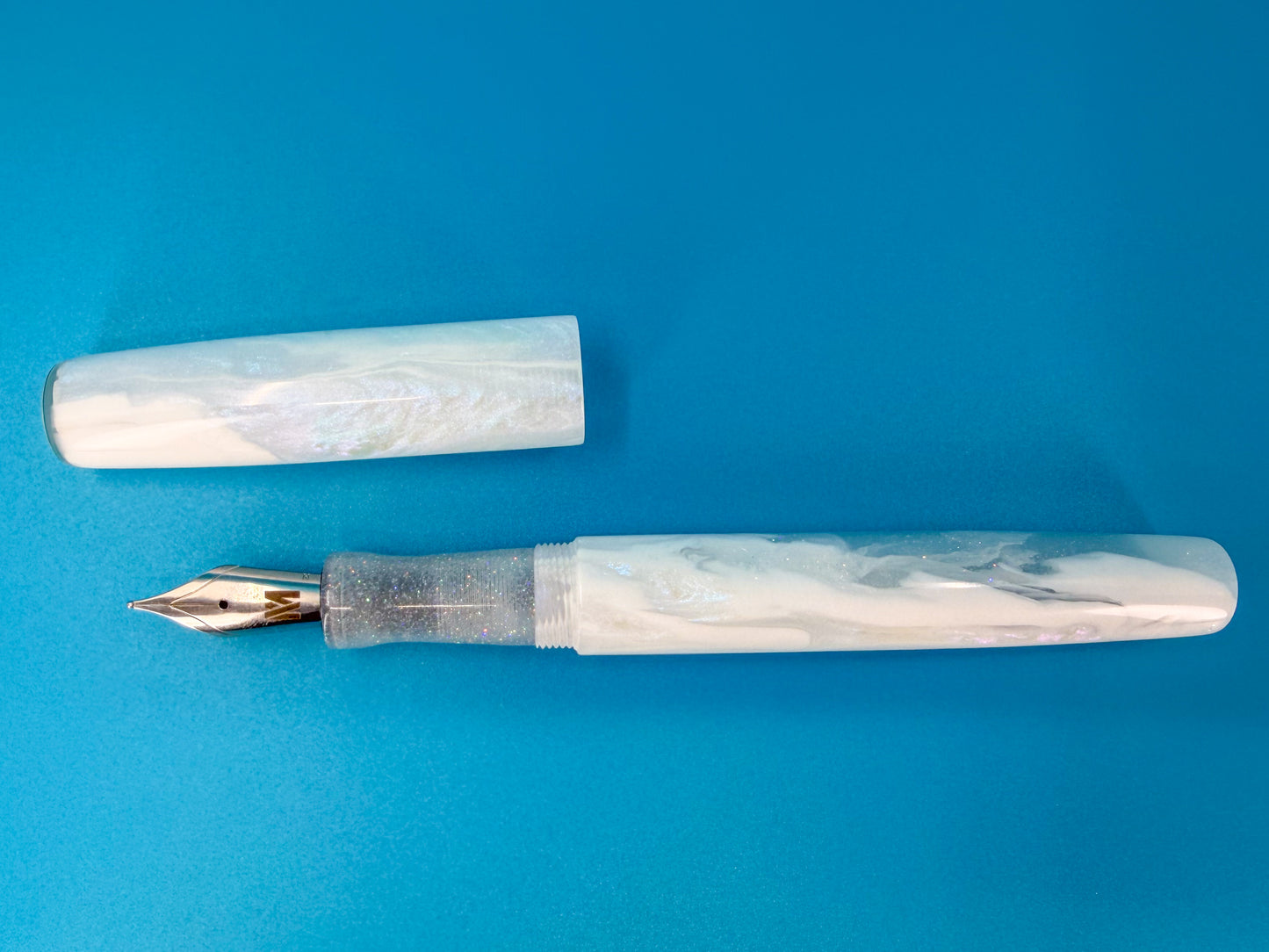 Cloud Dancer 2026 Fountain Pen with Cap Inlay I2