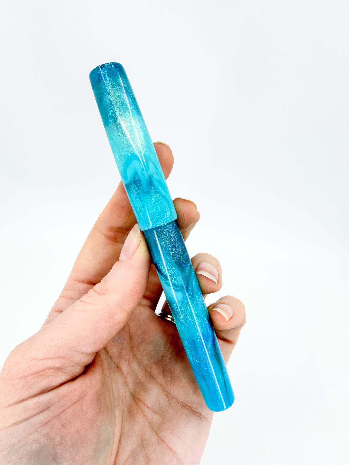 Ghostlight Glow Fountain Pen: B6