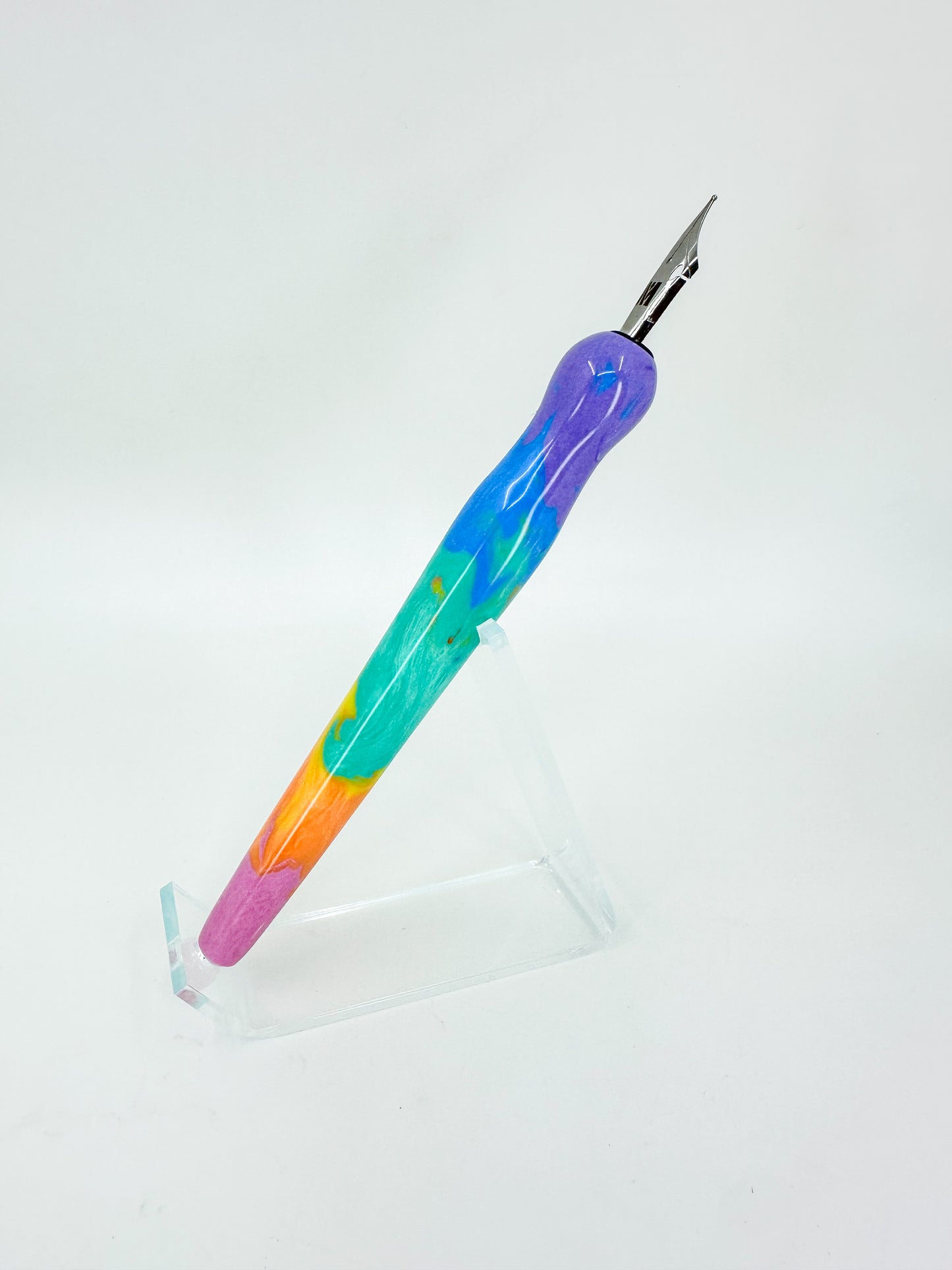 Pastel Rainbow with Opal Inlay Nib Holder
