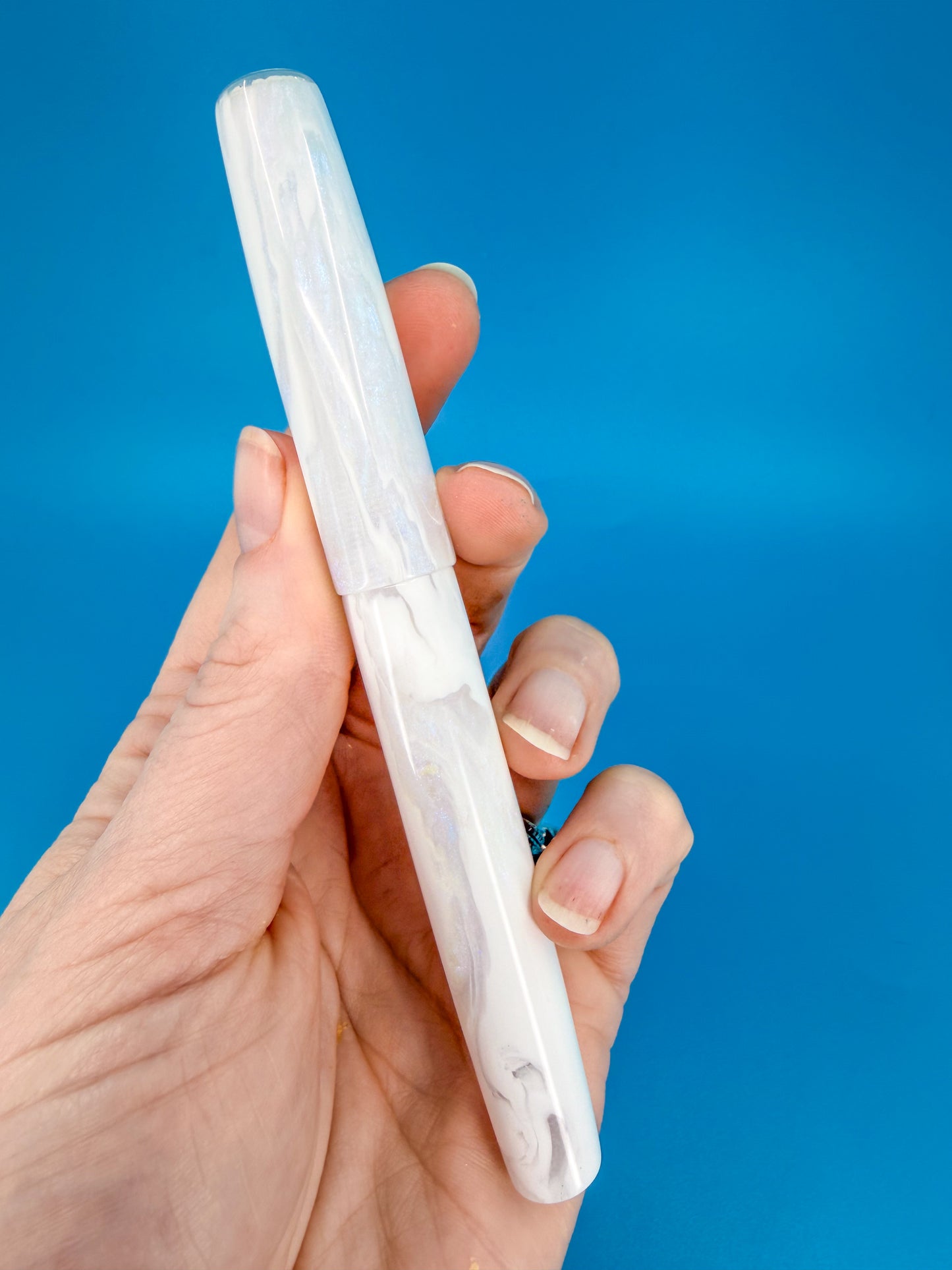 Cloud Dancer 2026 Fountain Pen with Cap Inlay I4