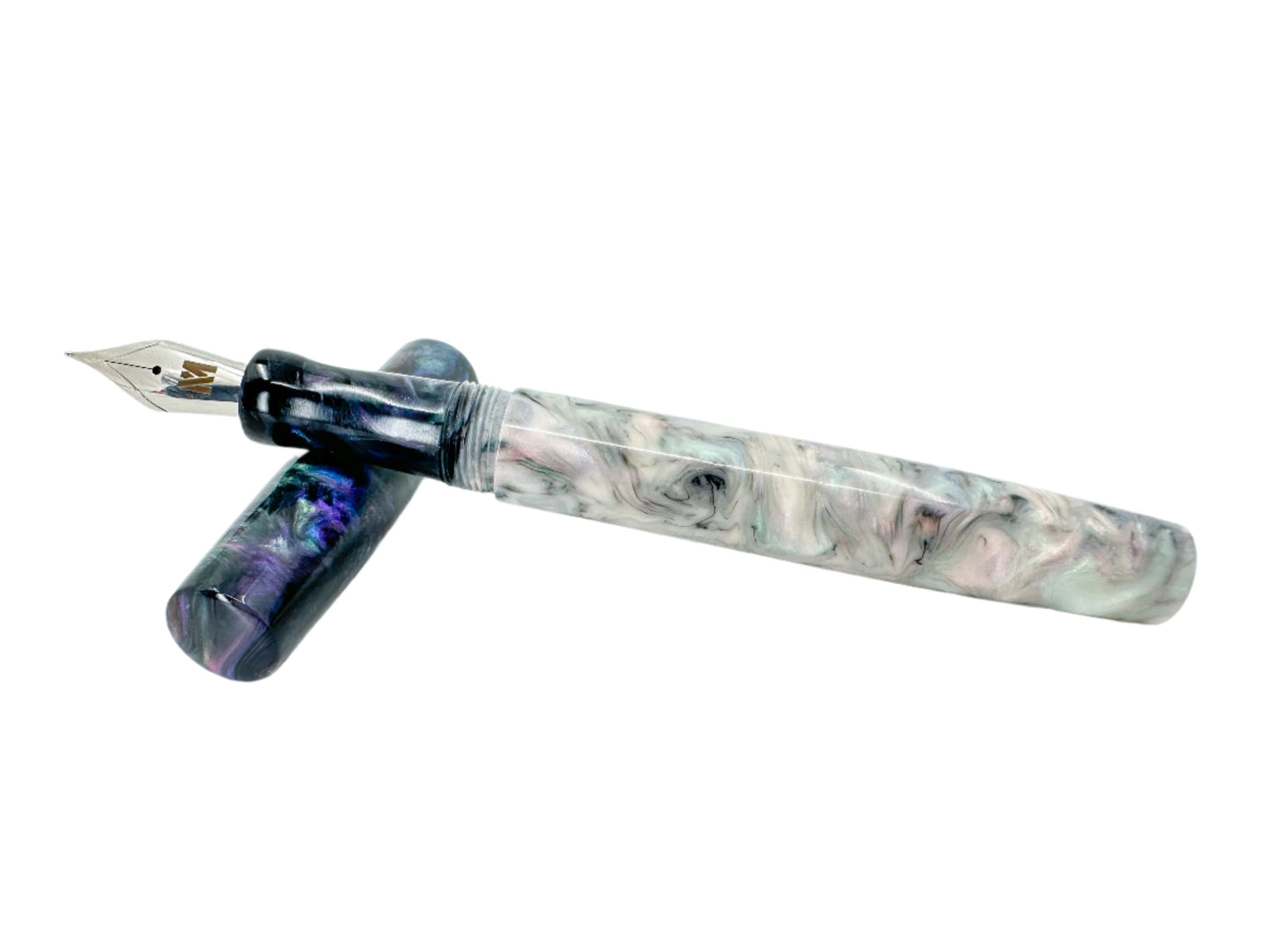 Light & Dark Black Prismatic Pearl Fountain Pen