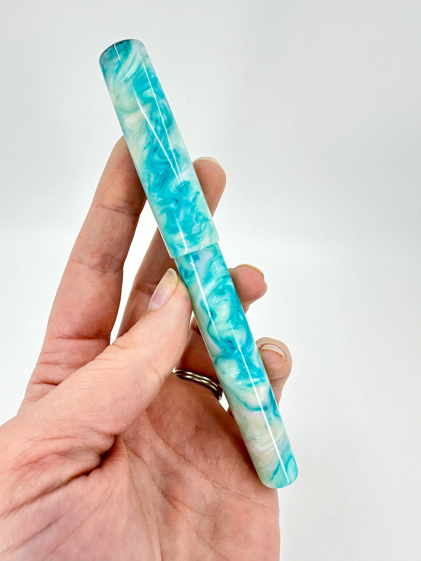 Aqua Prismatic Pearl Fountain Pen with Cap Inlay