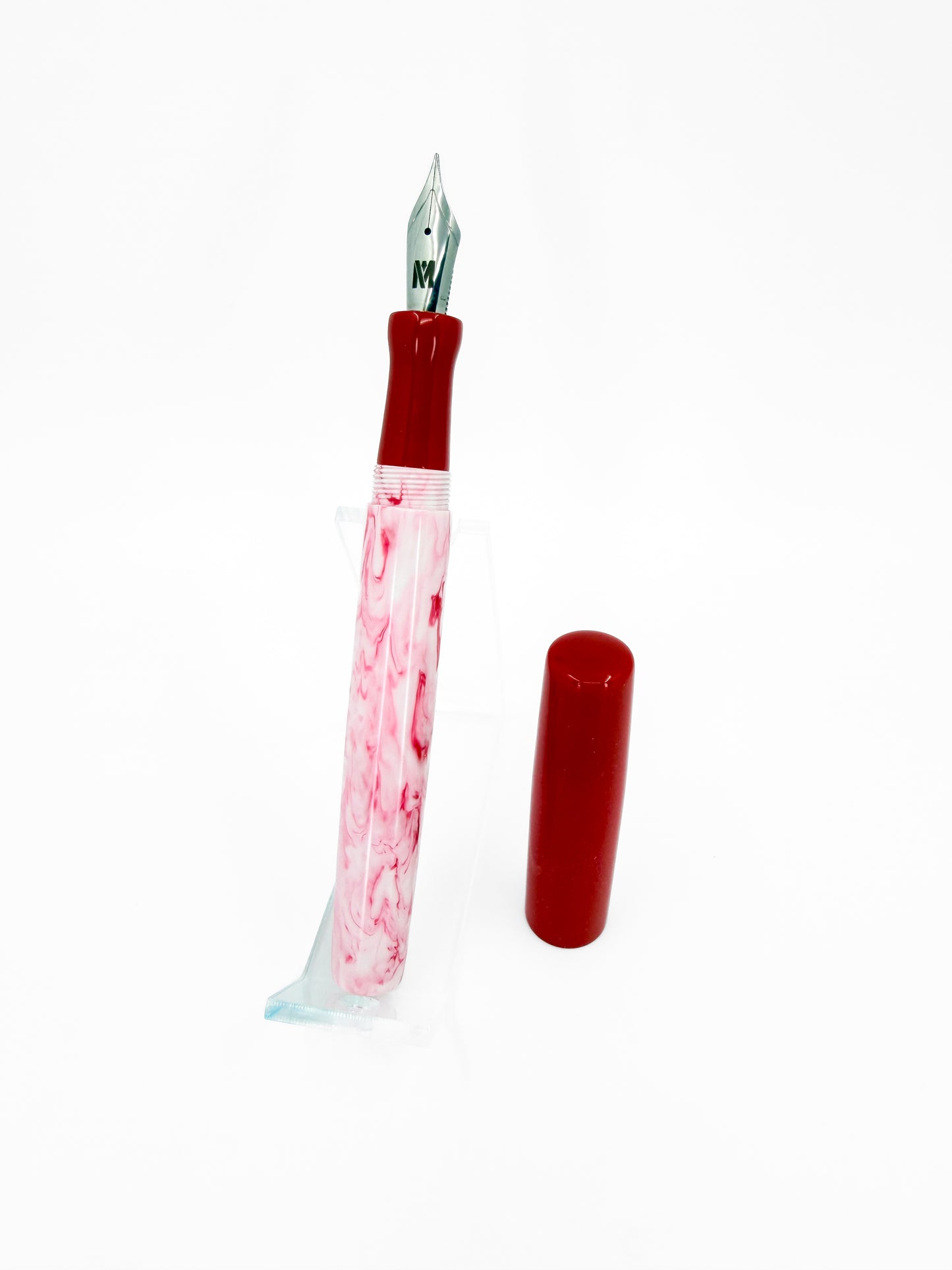 Peppermint Swirl Fountain Pen: B10